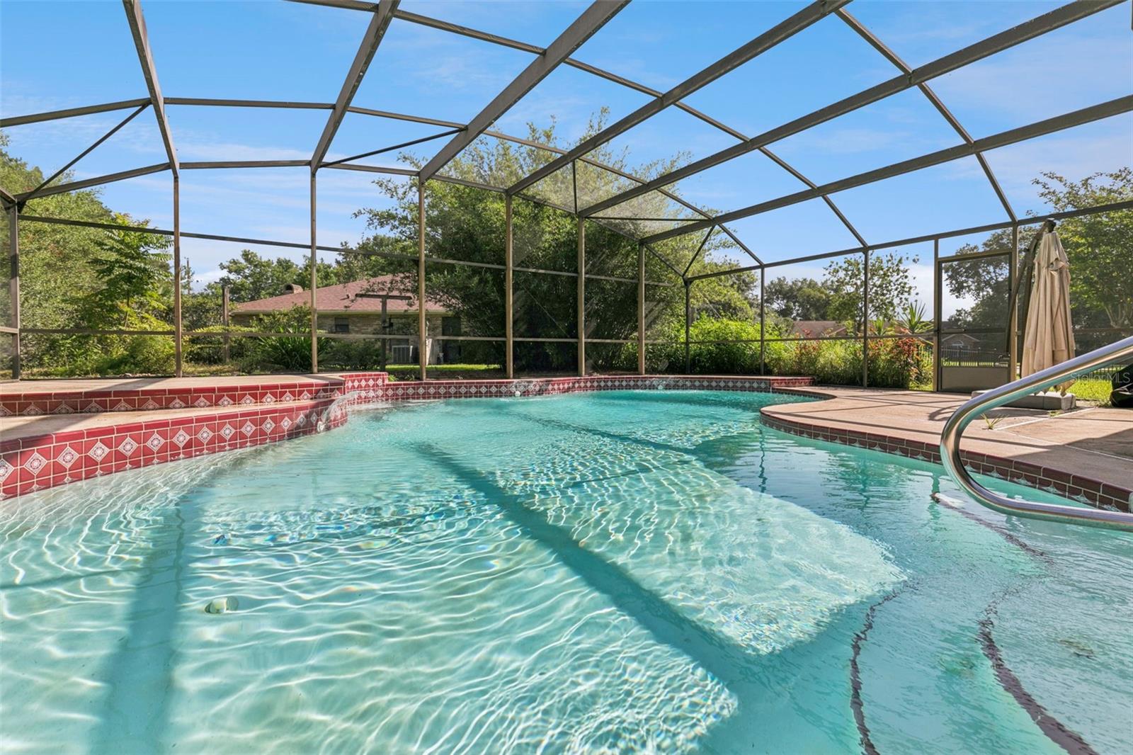 WOODBOUND LAKES - Residential