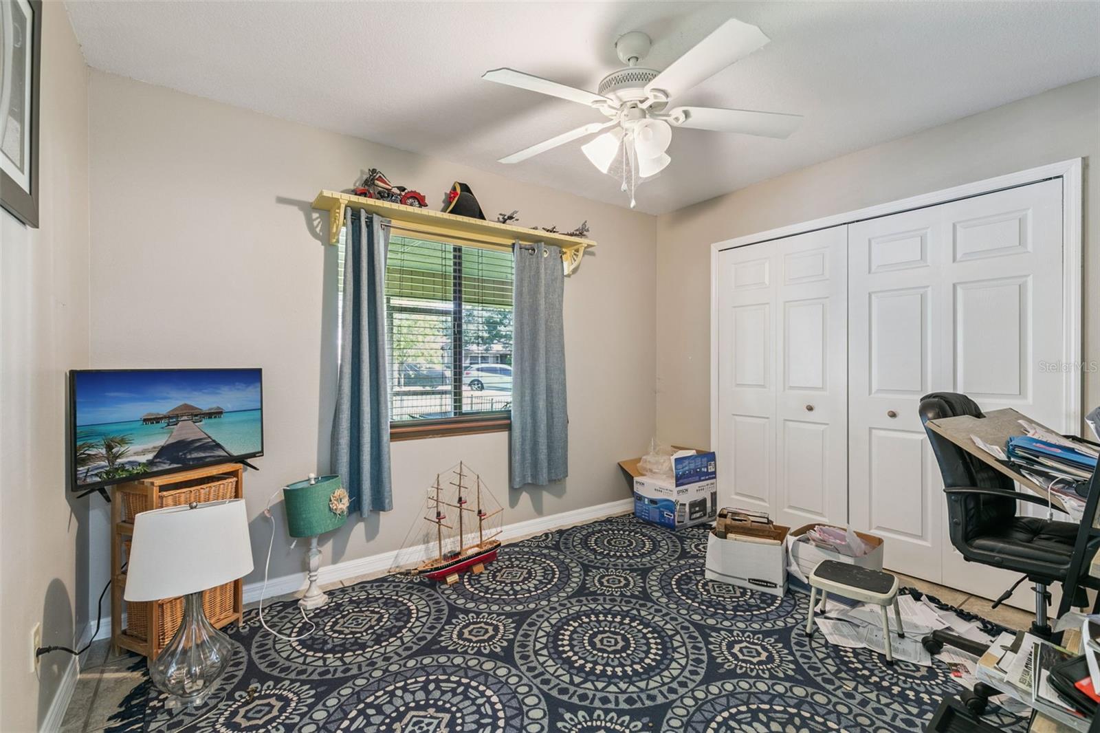 WOODBOUND LAKES - Residential