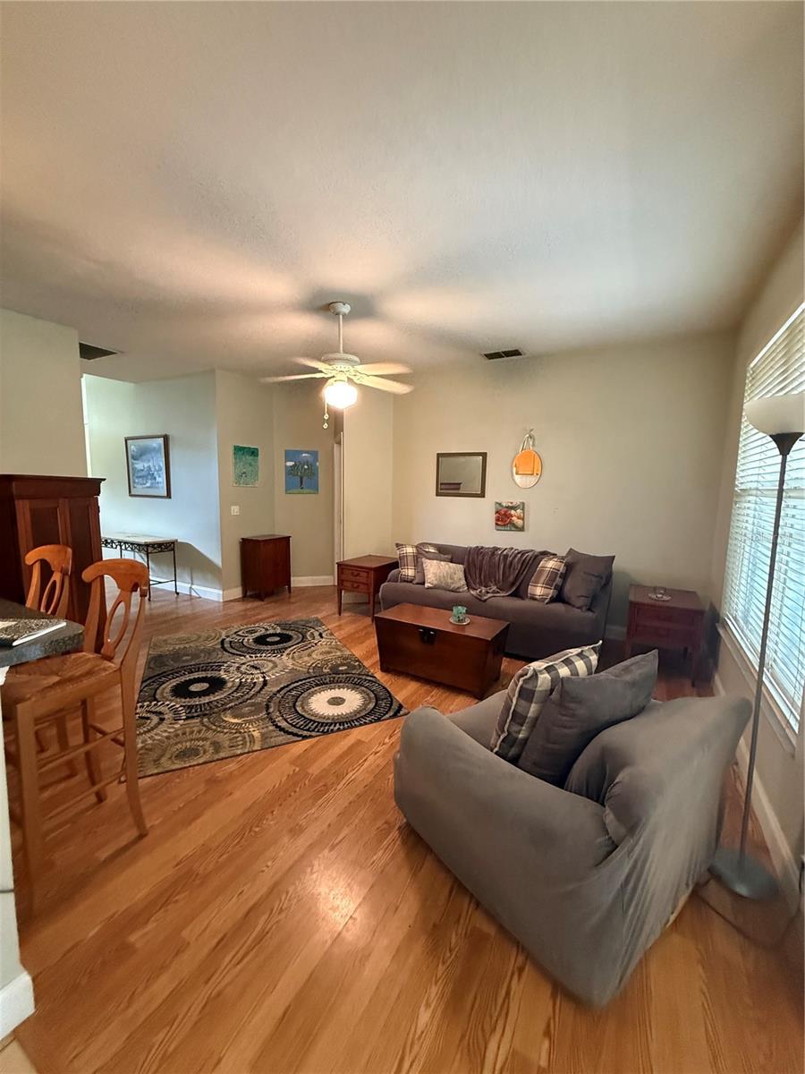 ALOMA WOODS PH 2 - Residential