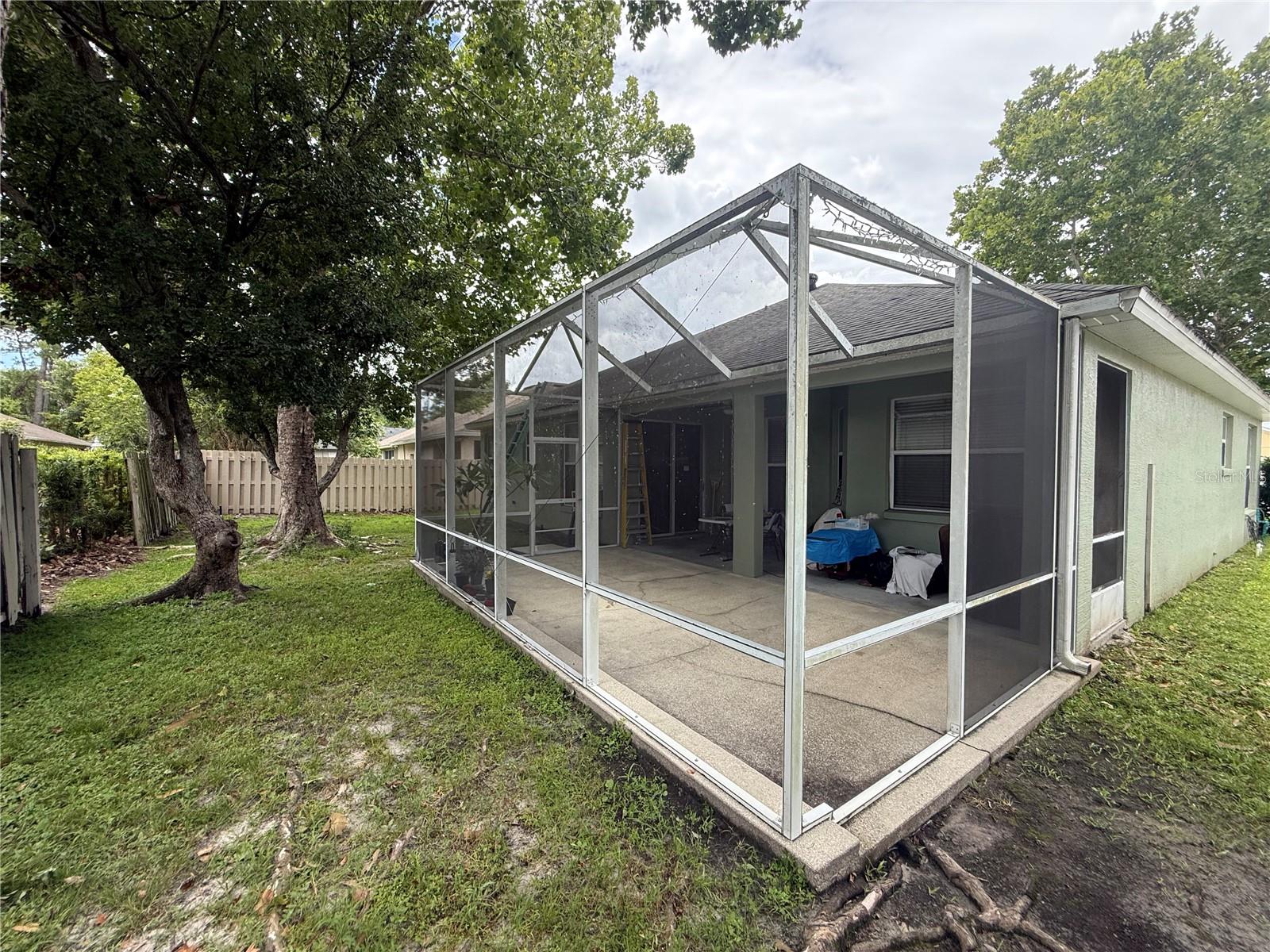 ALOMA WOODS PH 2 - Residential