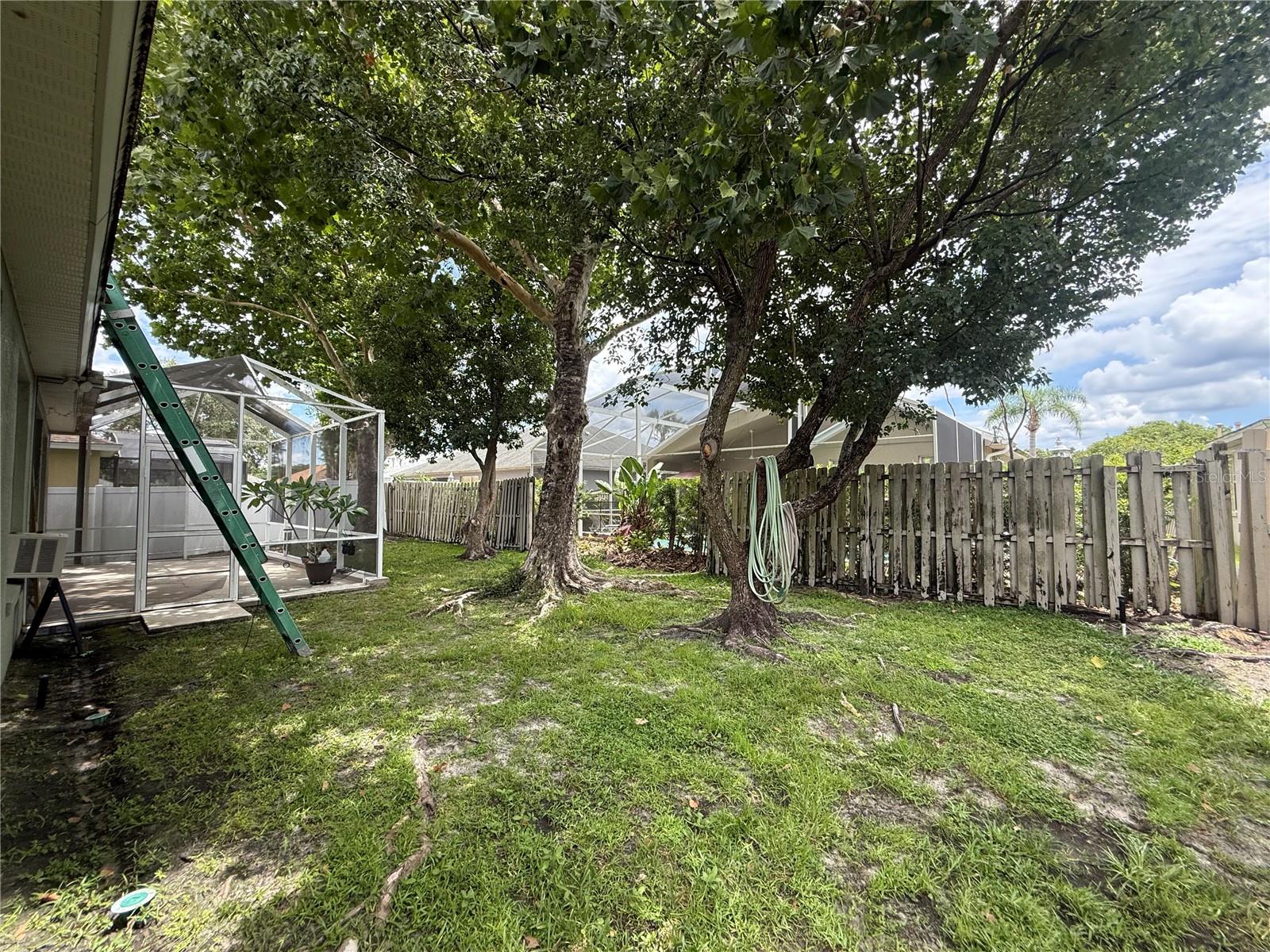 ALOMA WOODS PH 2 - Residential