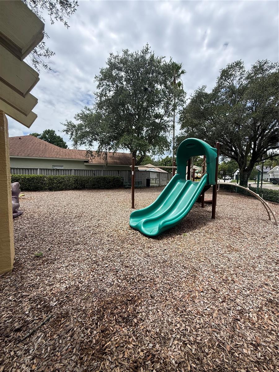 ALOMA WOODS PH 2 - Residential