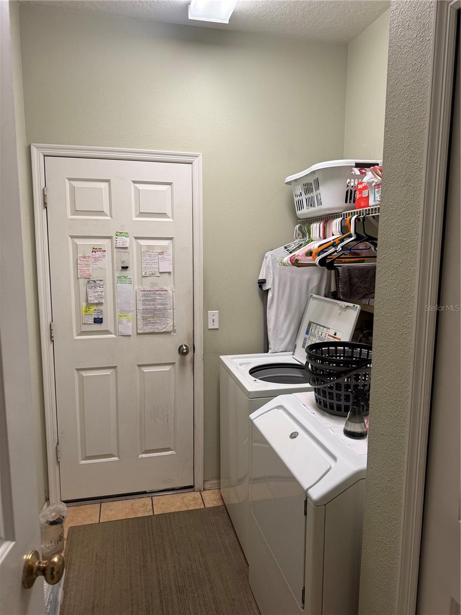 ALOMA WOODS PH 2 - Residential