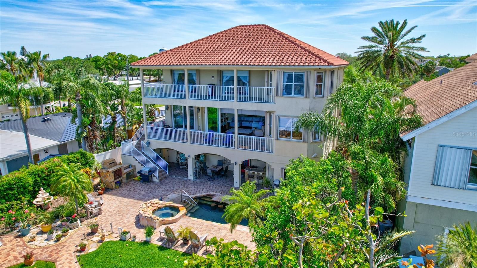 BAYWOOD SHORES - Residential