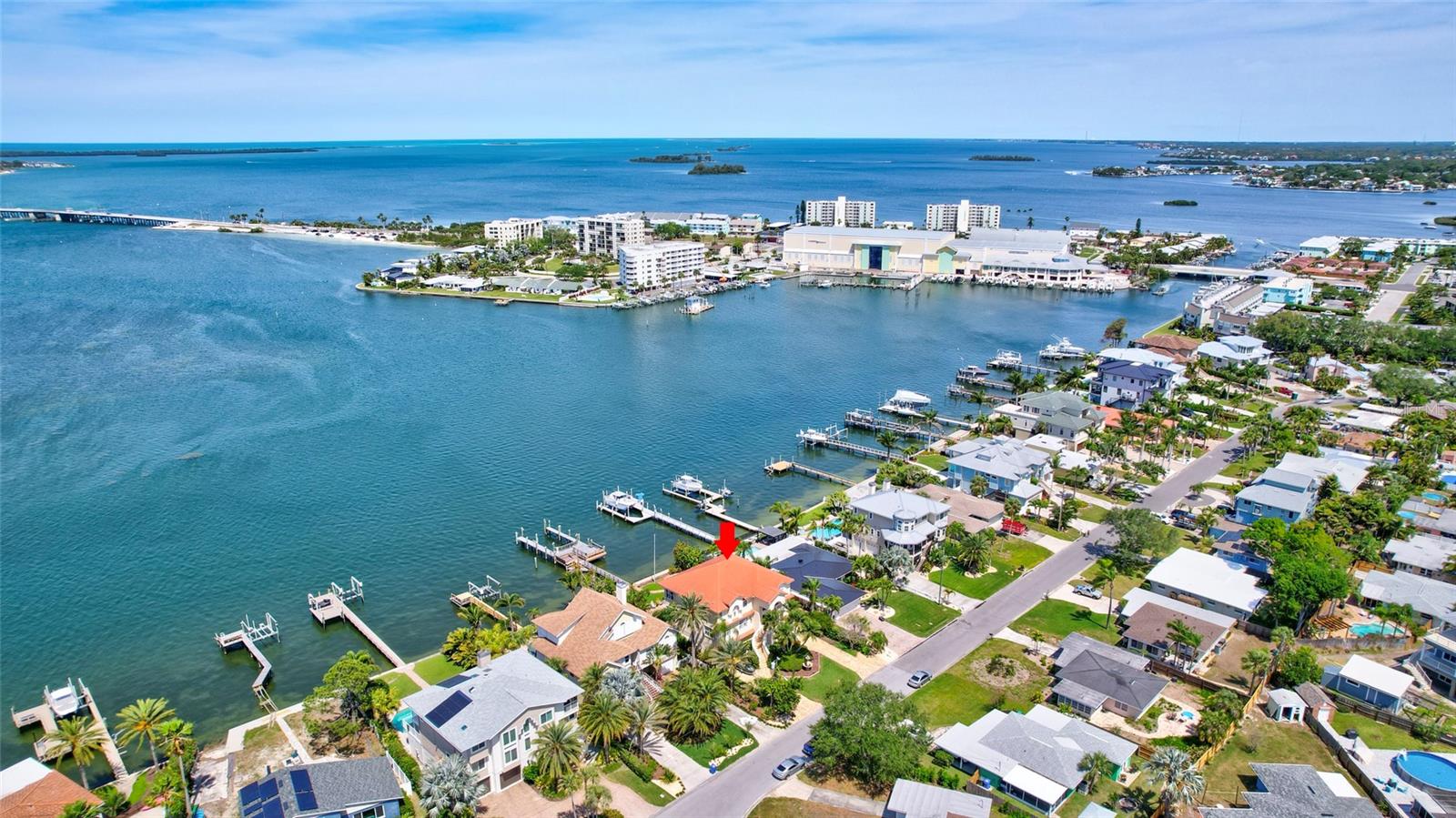 BAYWOOD SHORES - Residential