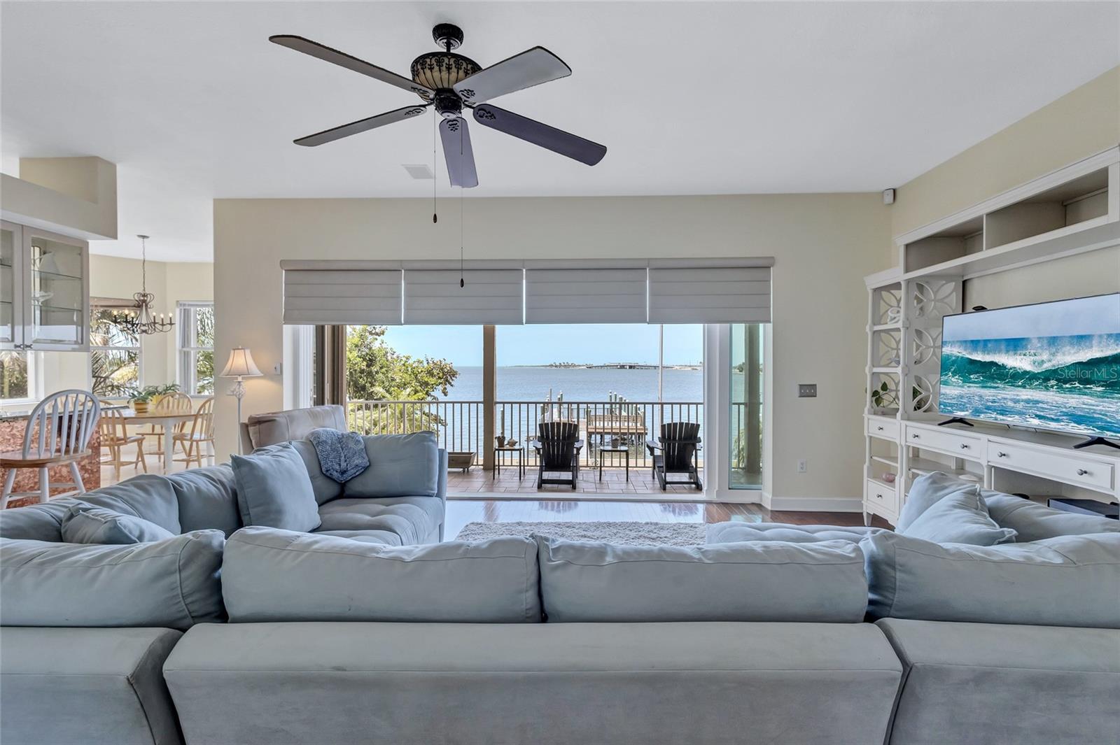 BAYWOOD SHORES - Residential