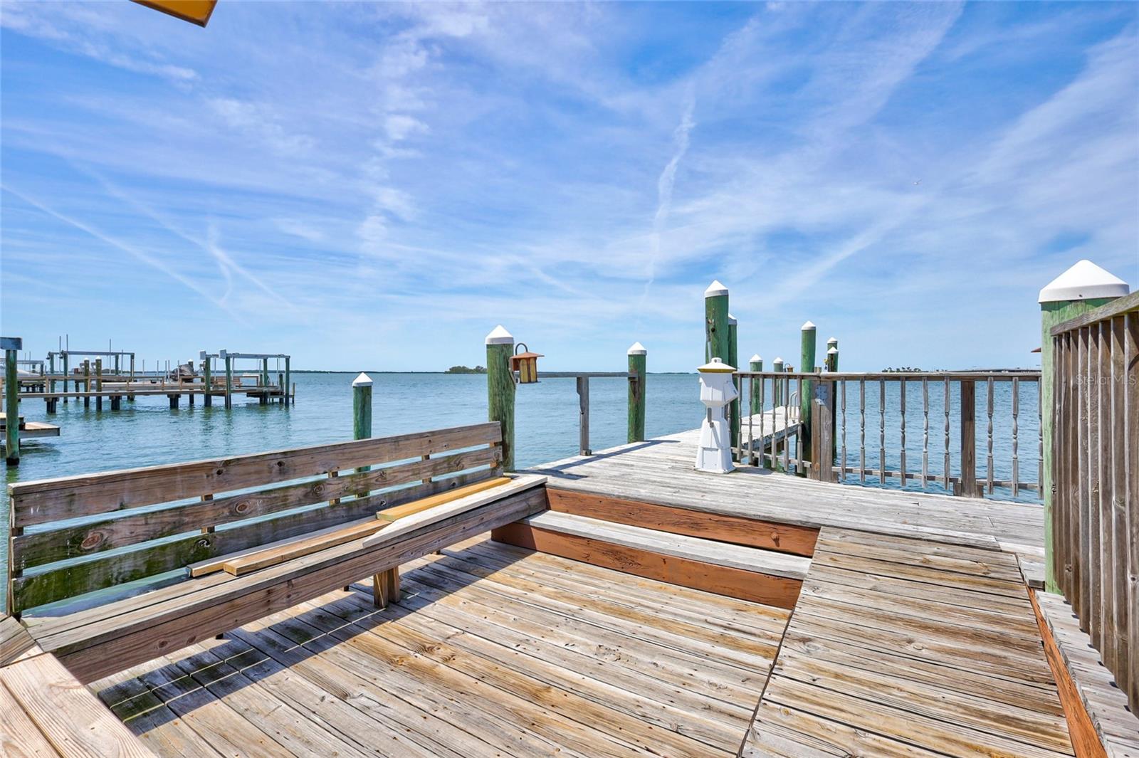 BAYWOOD SHORES - Residential
