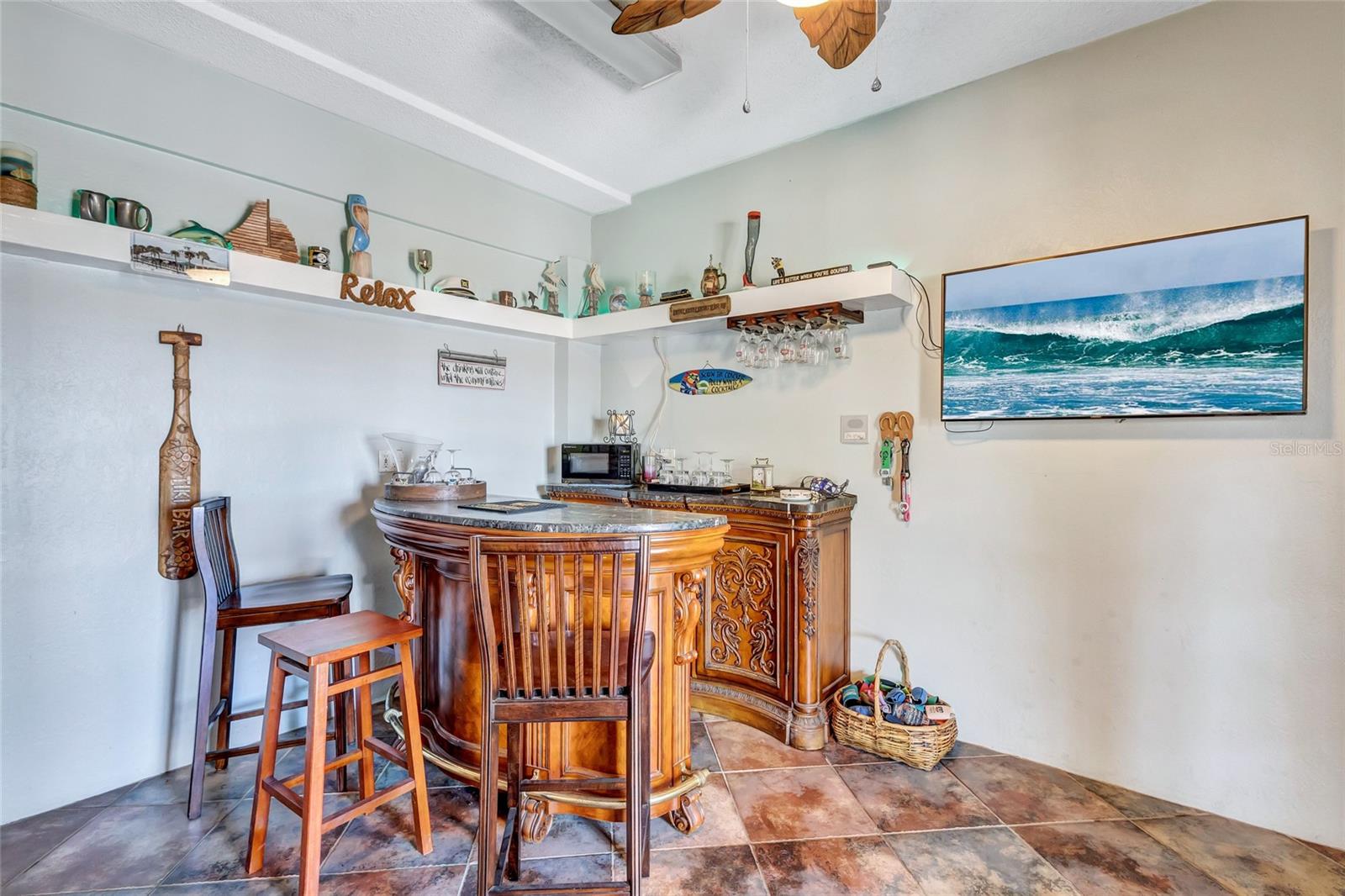 BAYWOOD SHORES - Residential