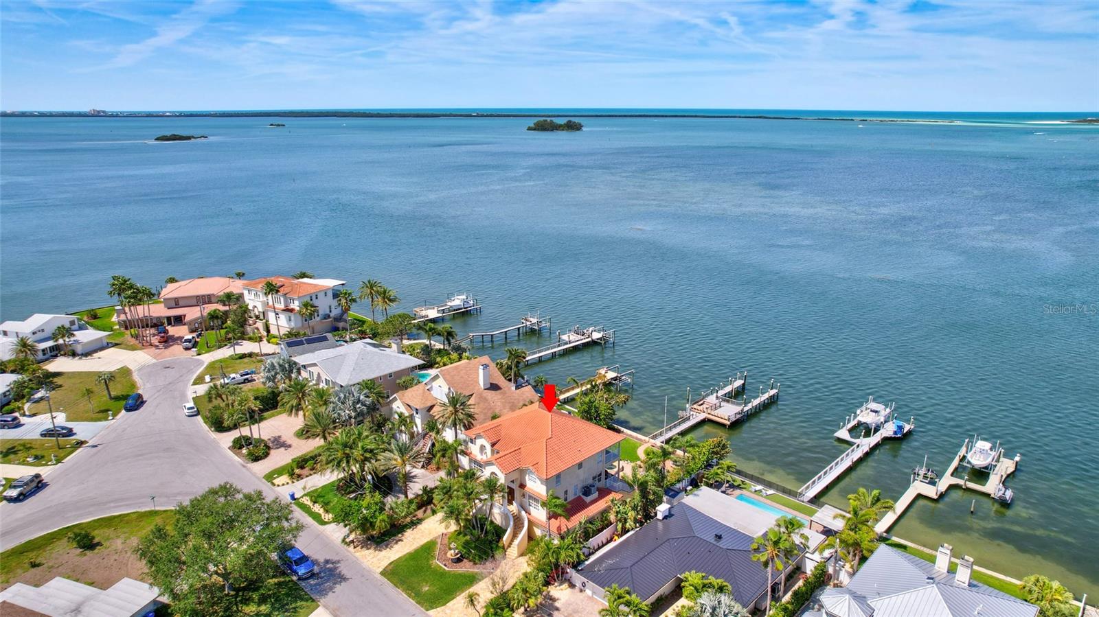 BAYWOOD SHORES - Residential