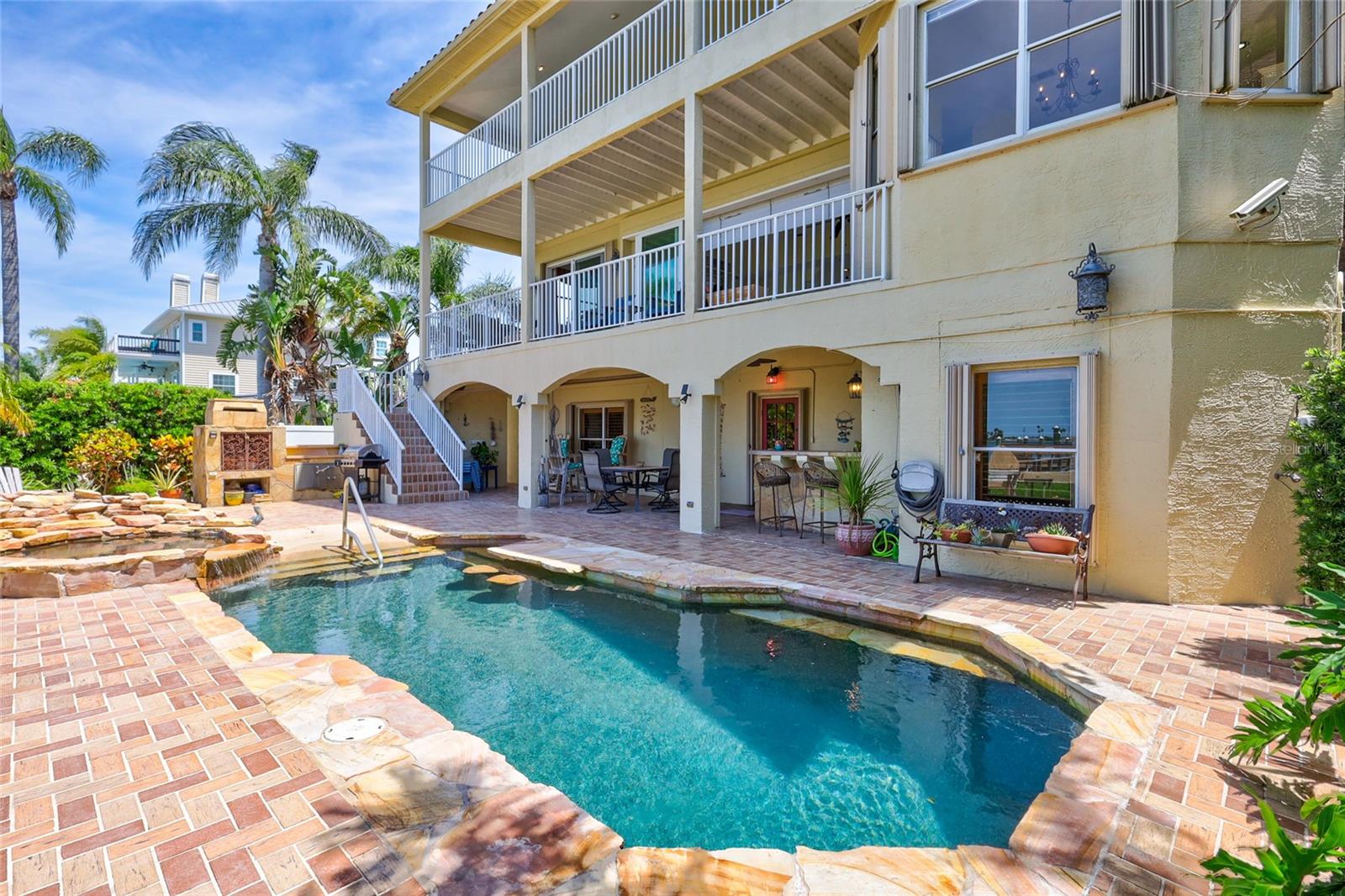BAYWOOD SHORES - Residential