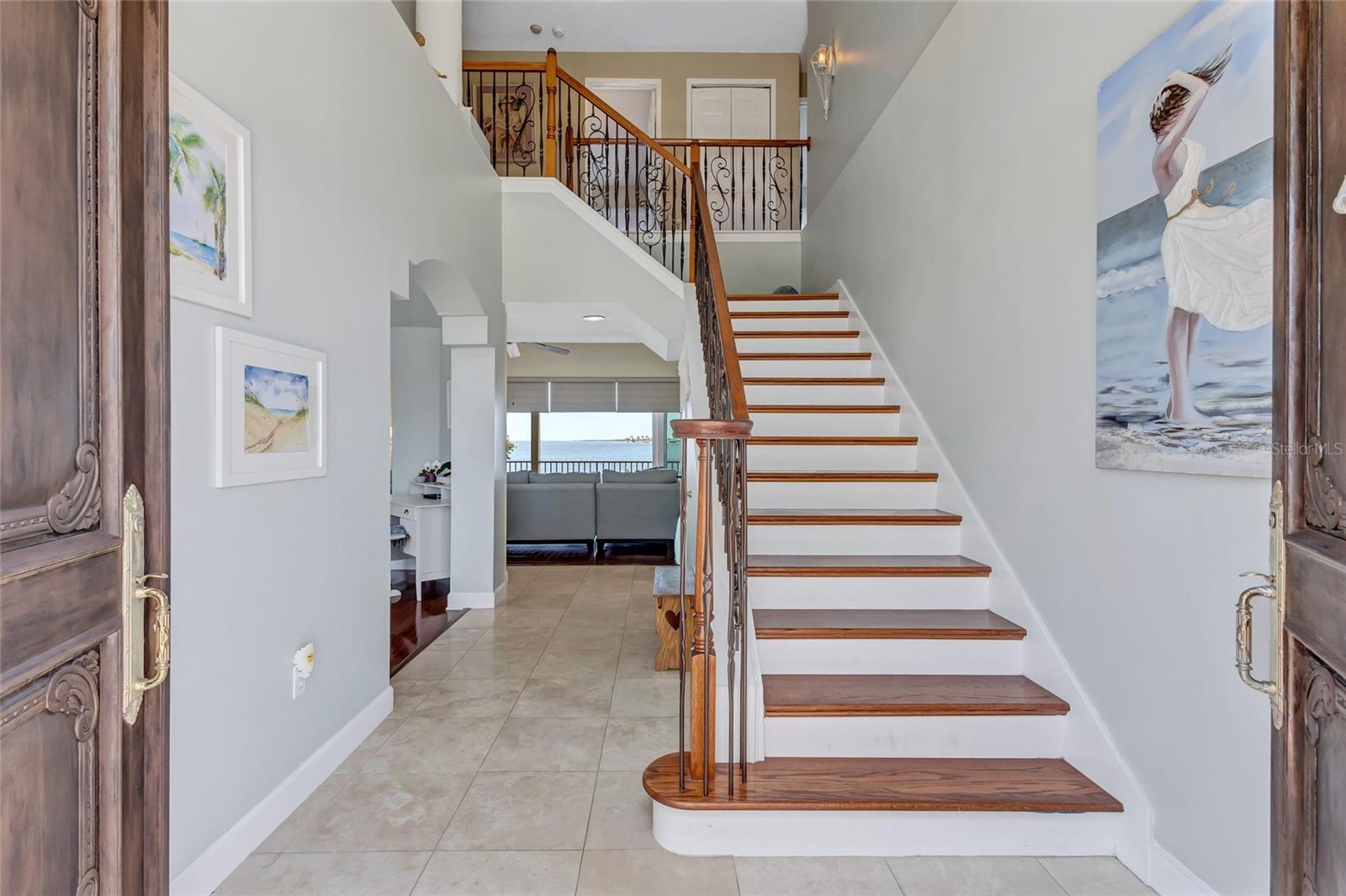 BAYWOOD SHORES - Residential