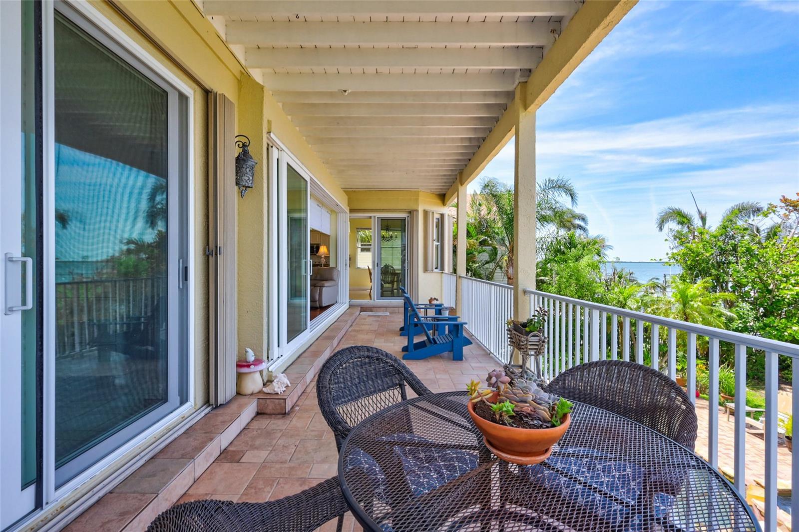 BAYWOOD SHORES - Residential