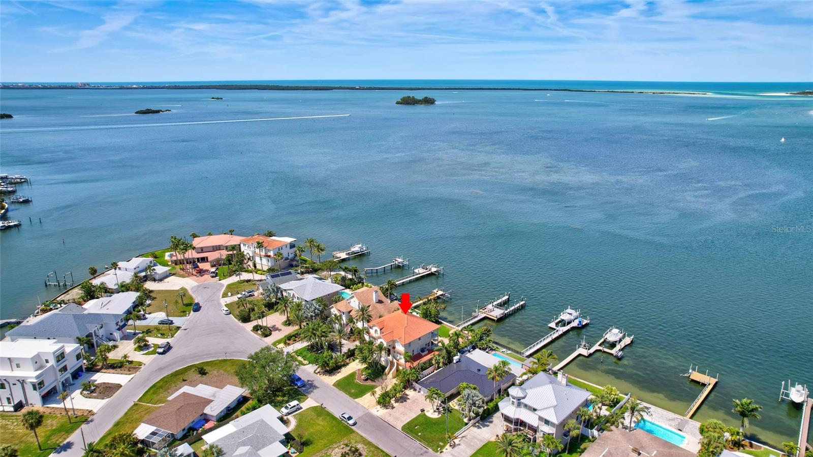 BAYWOOD SHORES - Residential