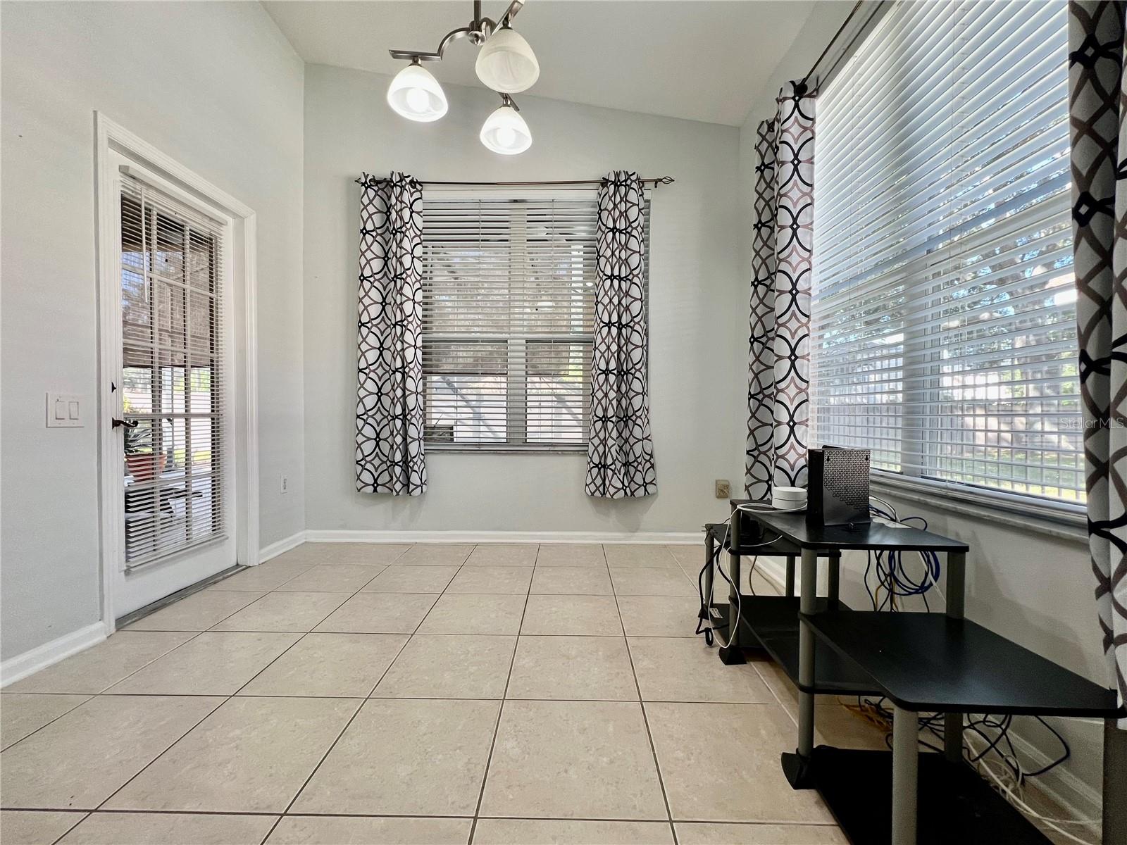 LANDSBROOK TERRACE - Residential Lease