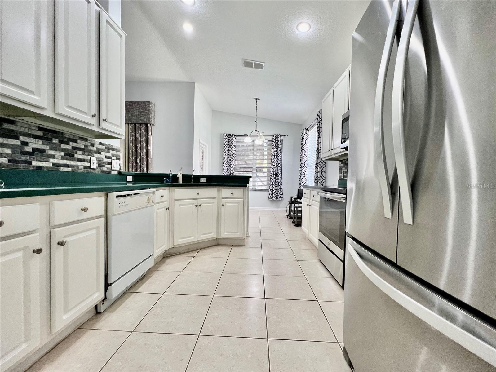 LANDSBROOK TERRACE - Residential Lease