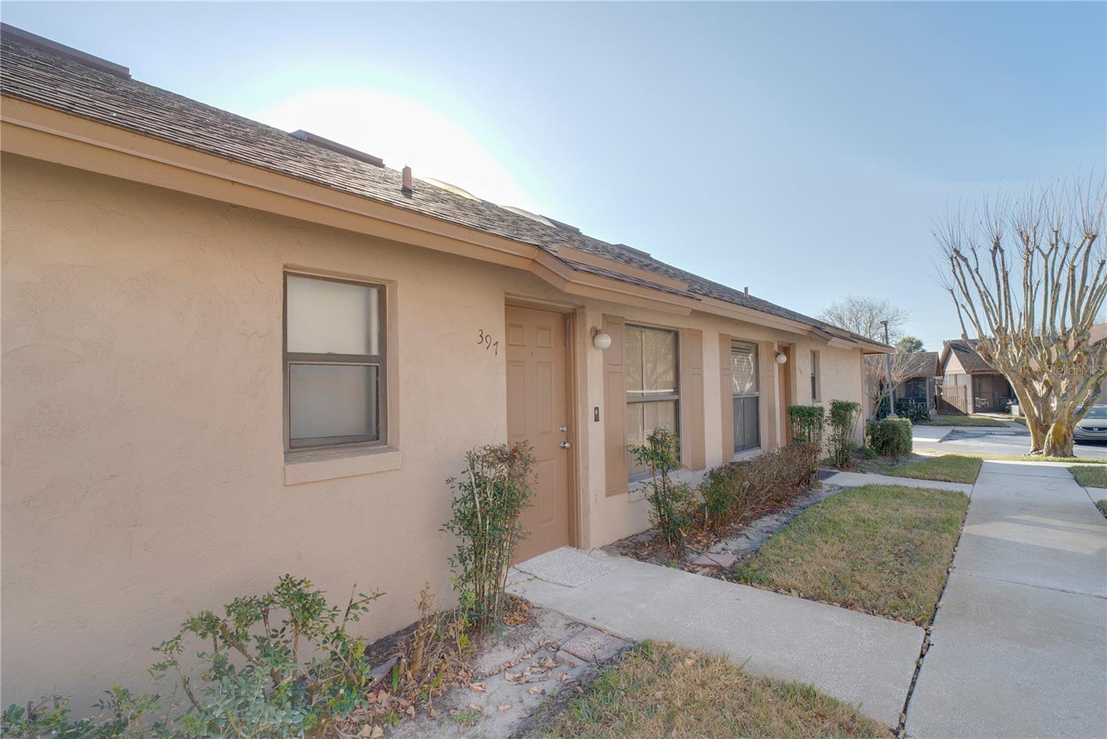 TOWNHOMES WINTER GARDEN - Residential