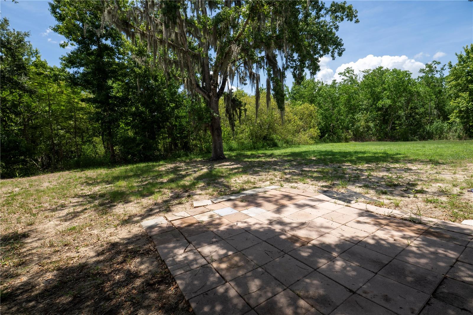 GROVELAND A M DAVIS RESUB - Residential