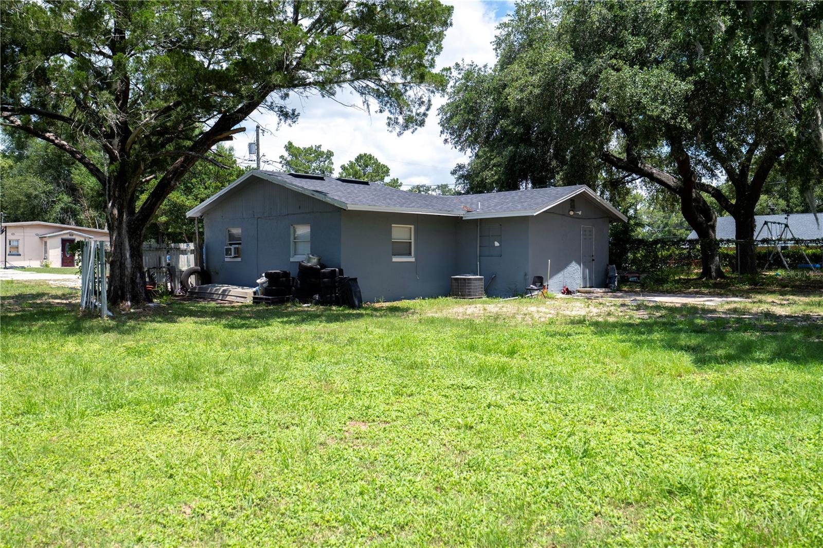 GROVELAND A M DAVIS RESUB - Residential