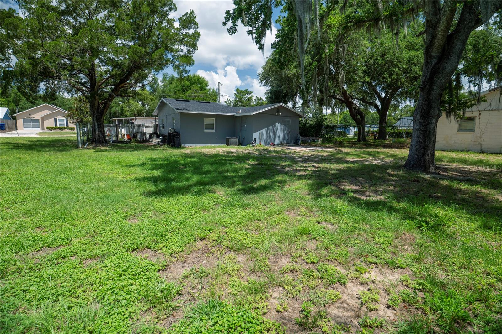 GROVELAND A M DAVIS RESUB - Residential