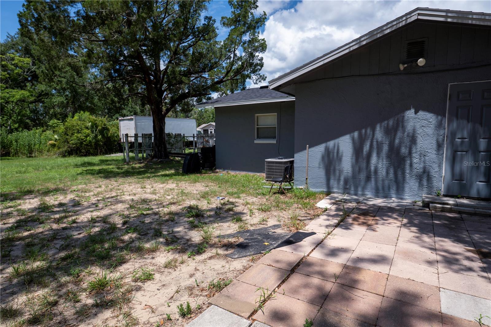 GROVELAND A M DAVIS RESUB - Residential