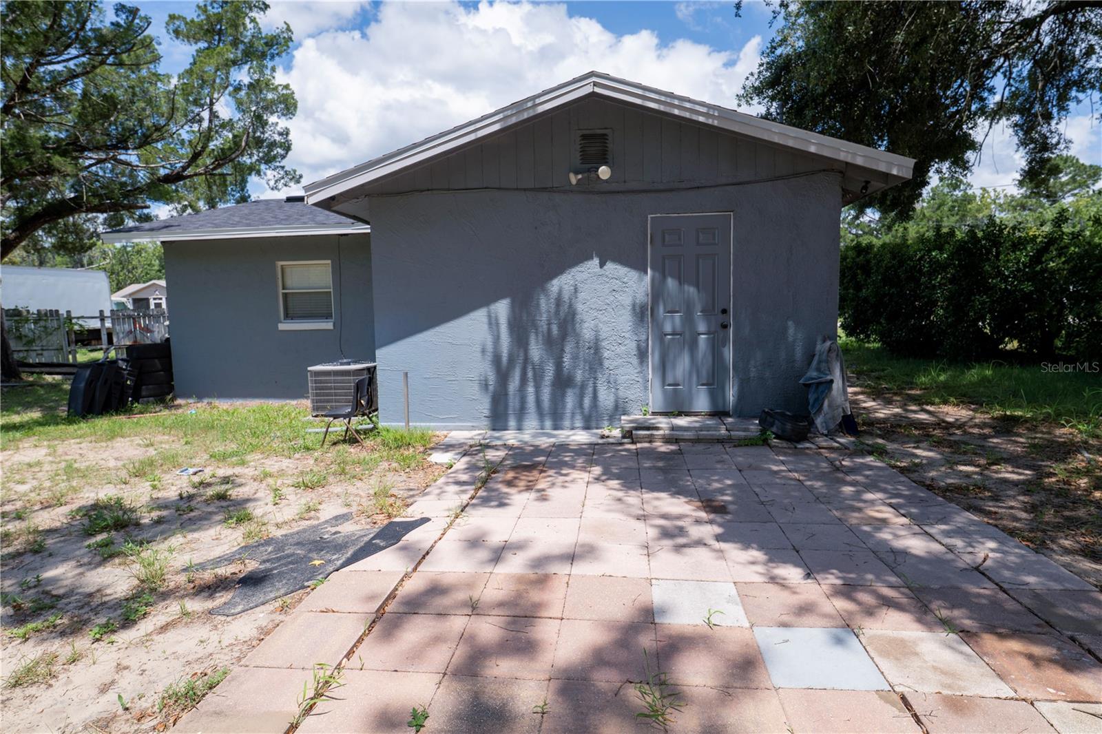 GROVELAND A M DAVIS RESUB - Residential