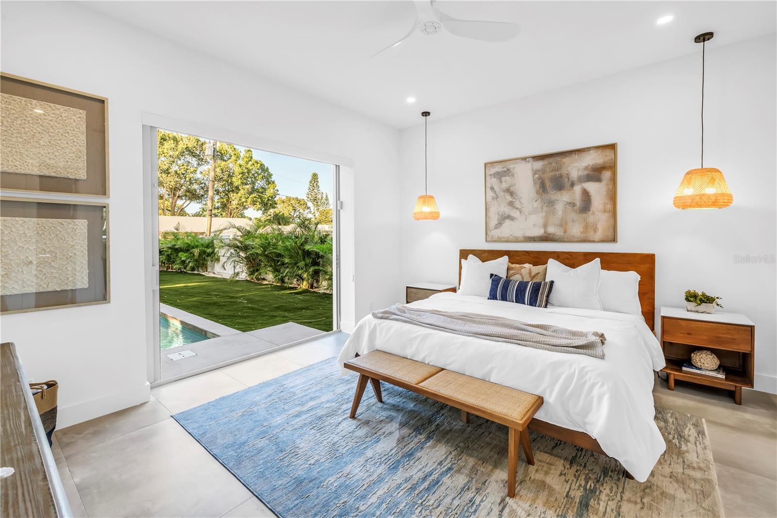 LA LINDA TERRACE - Residential