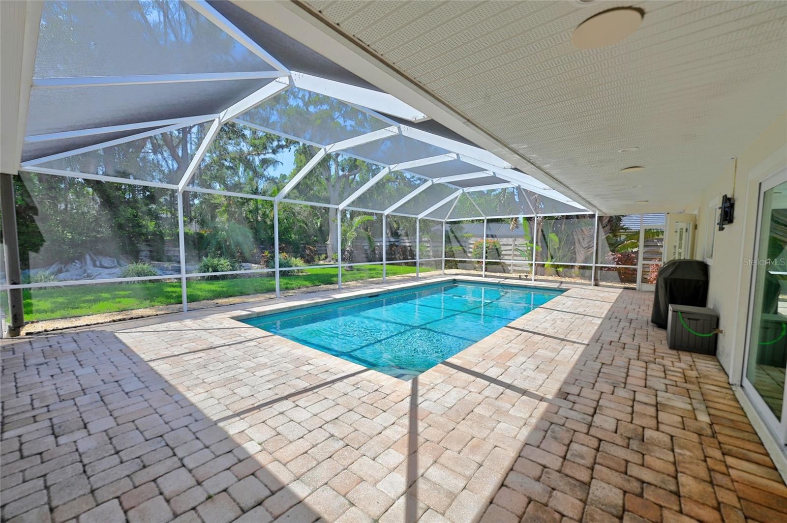 BIRD KEY SUB - Residential Lease