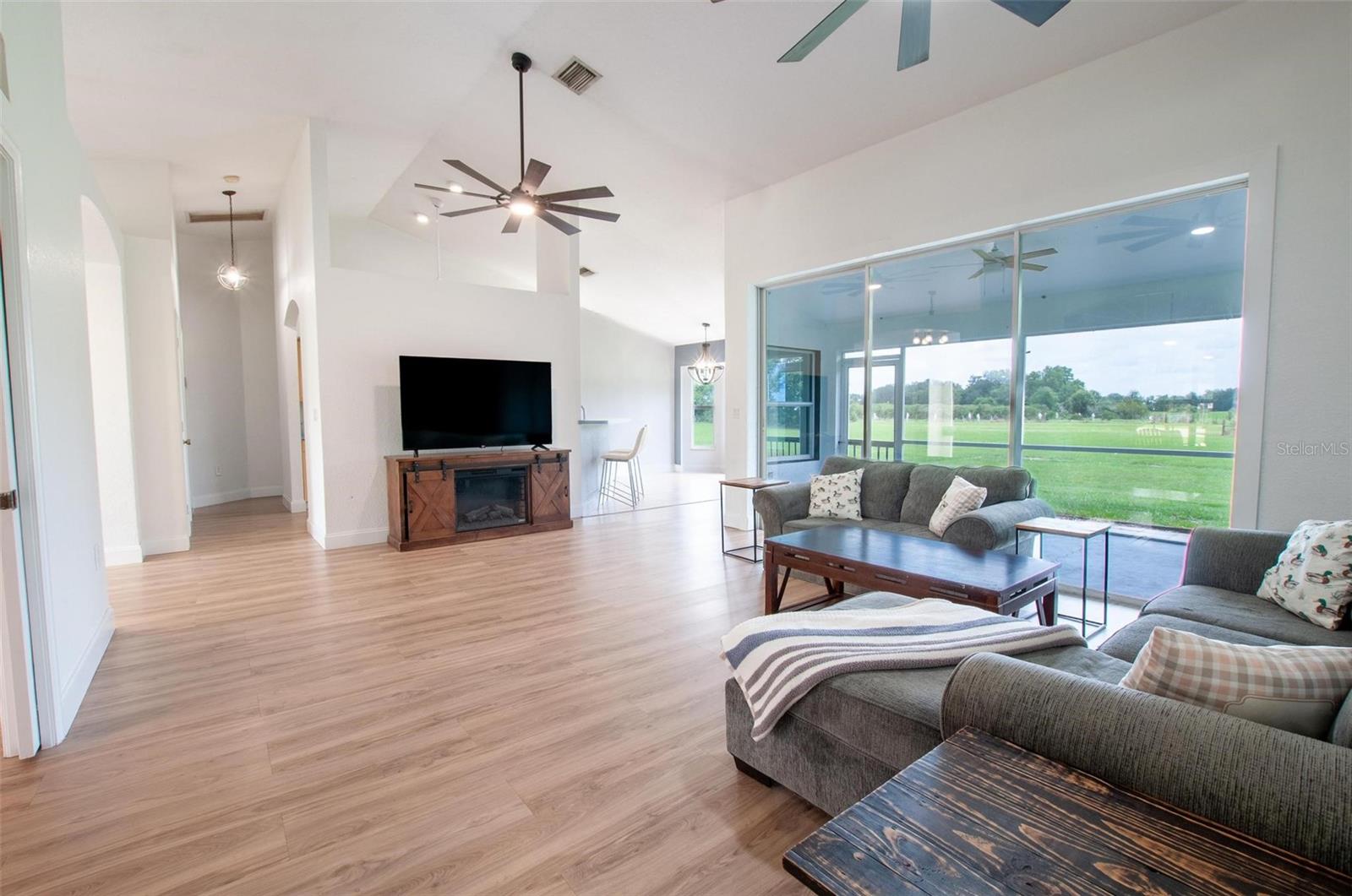 ARCADIA ACRES SEC 1 - Residential