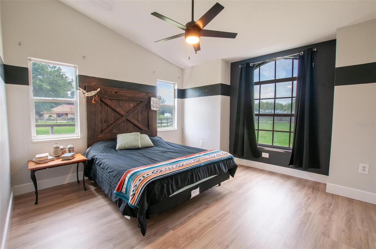 ARCADIA ACRES SEC 1 - Residential