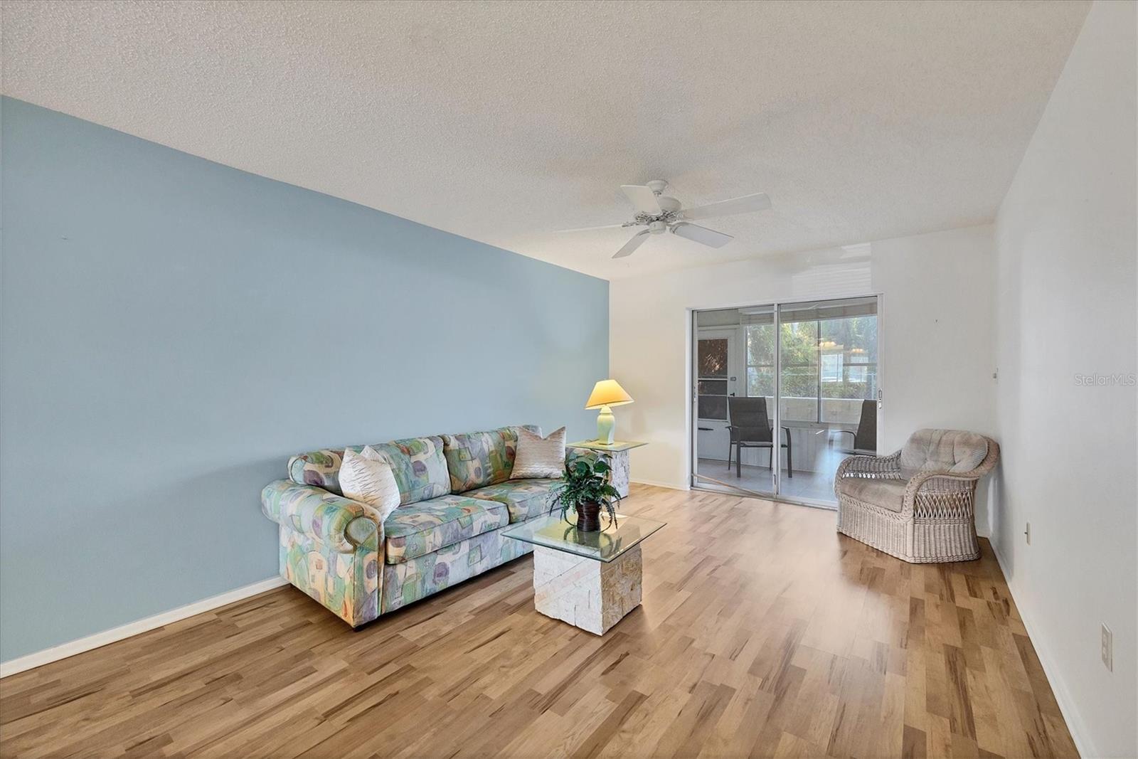 BAYSHORE ON THE LAKE APTS II SEC 3 - Residential
