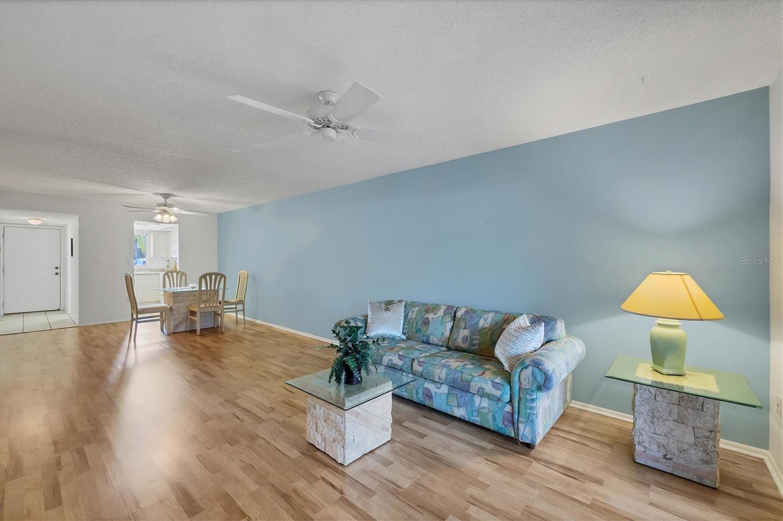 BAYSHORE ON THE LAKE APTS II SEC 3 - Residential