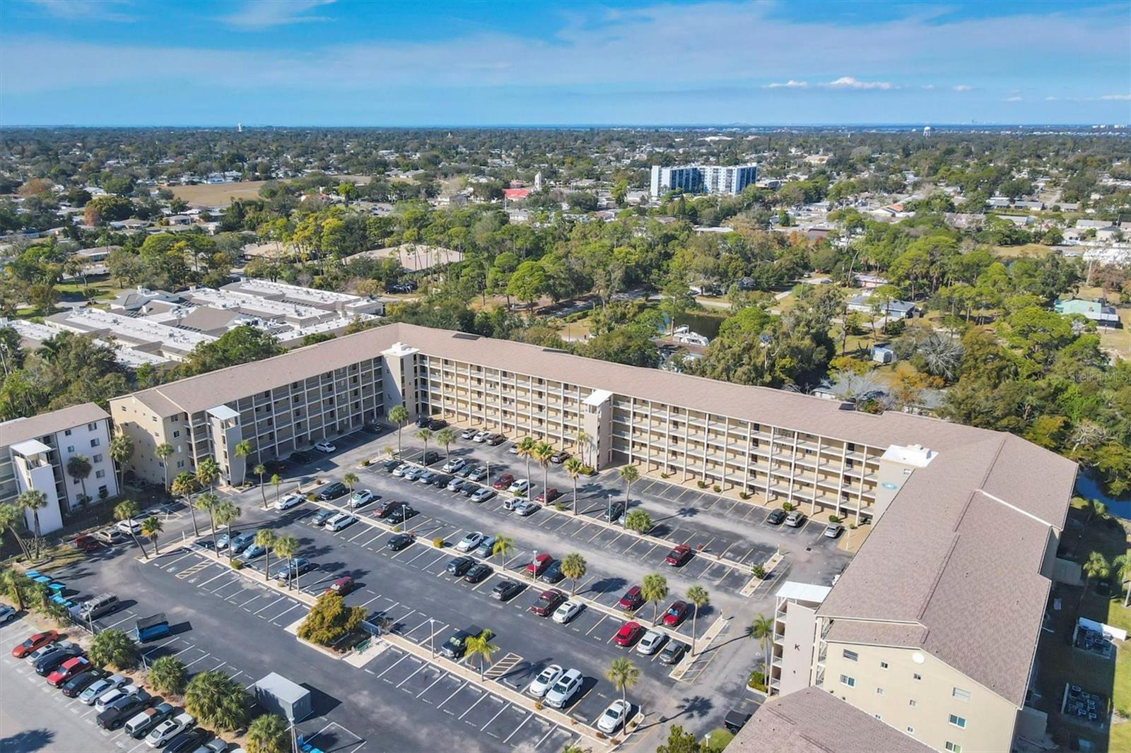 BAYSHORE ON THE LAKE APTS II SEC 3 - Residential