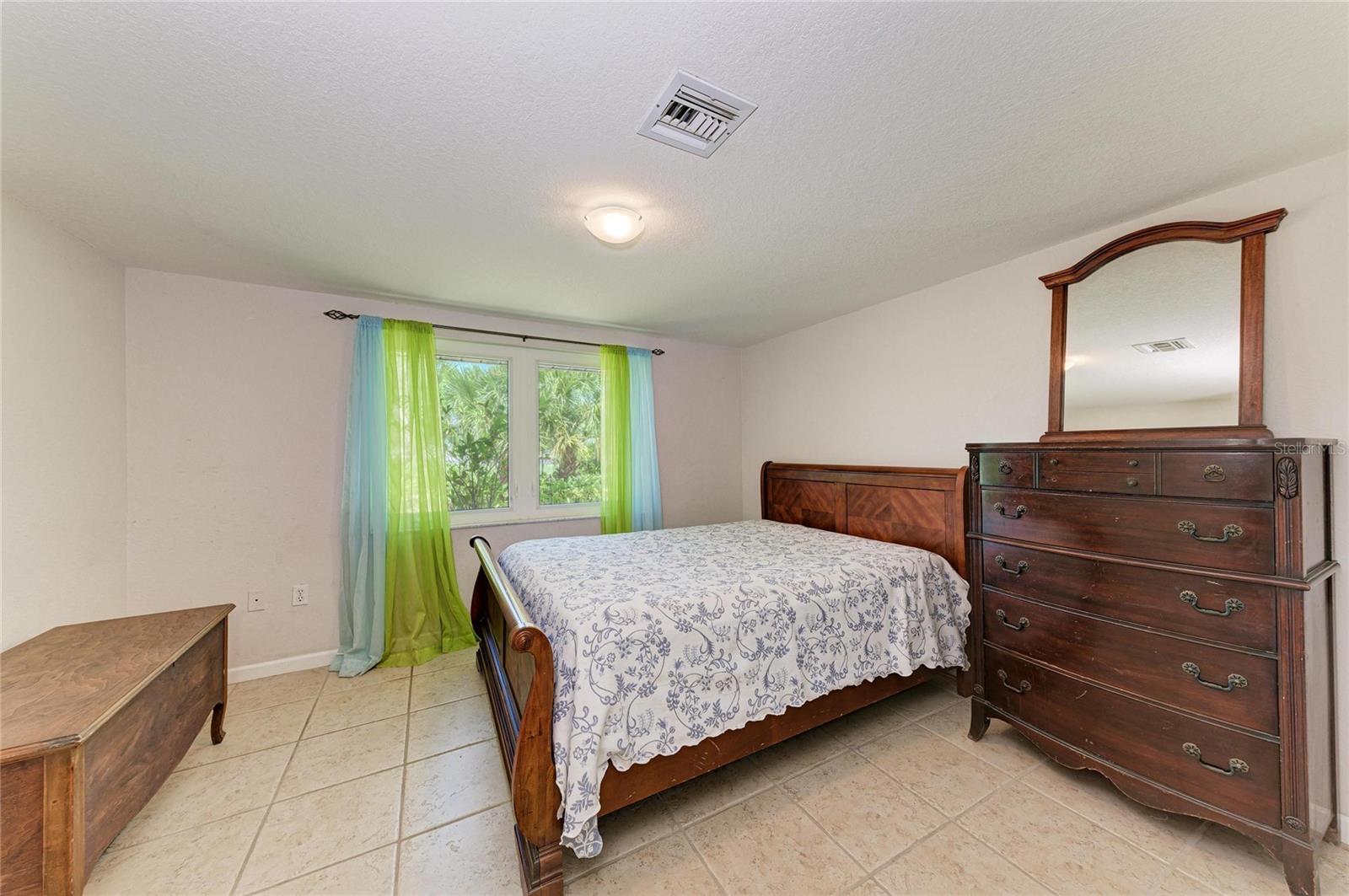 GROVE CITY TERRACE - Residential