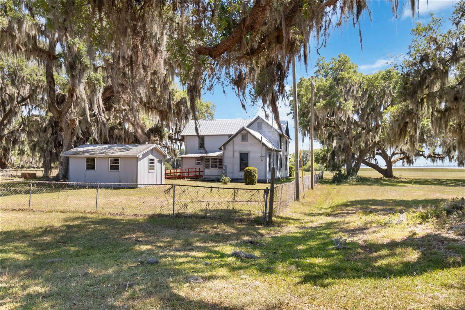 ACREAGE & UNREC - Land