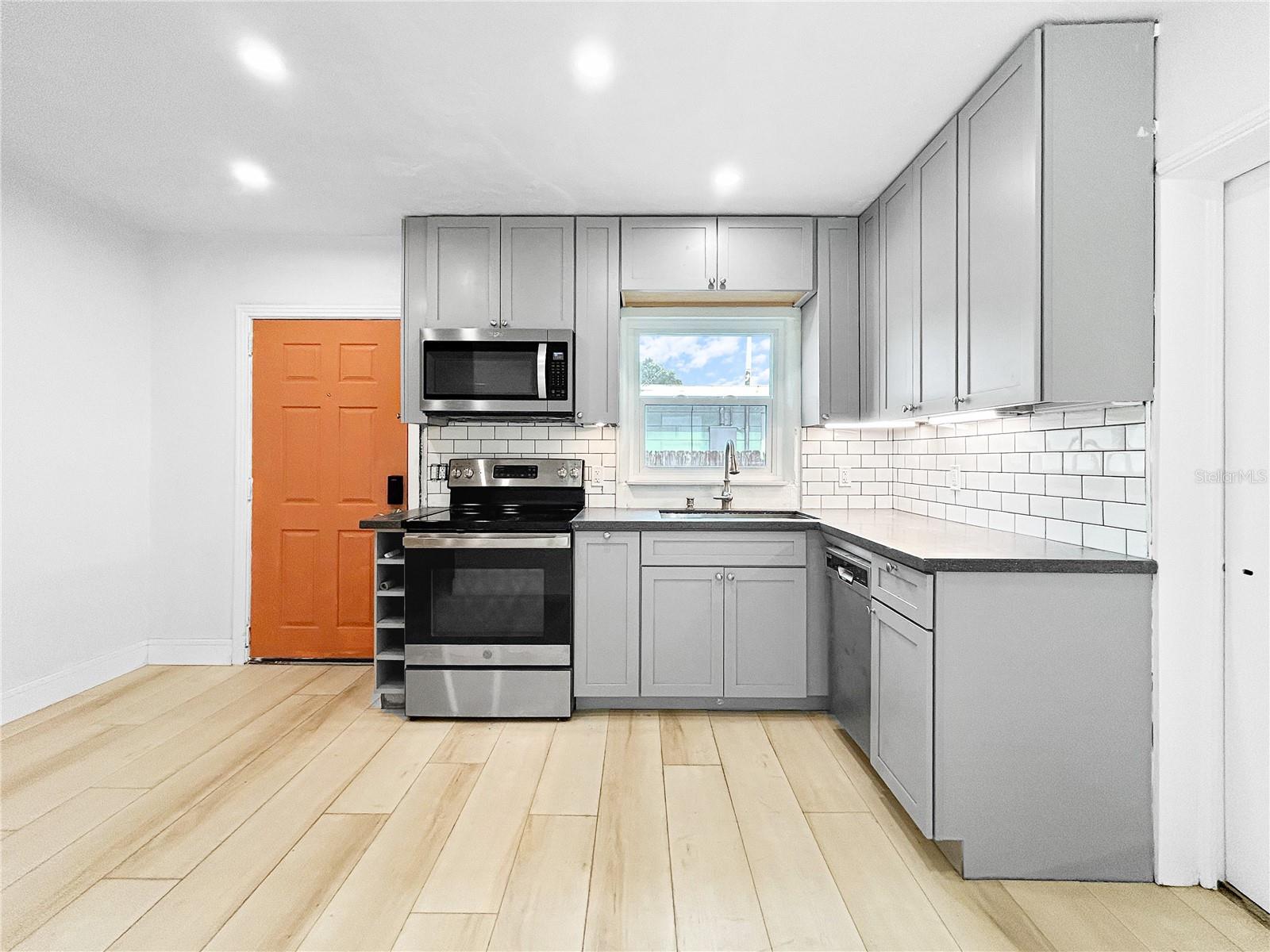 ARDMORE HEIGHTS - Residential