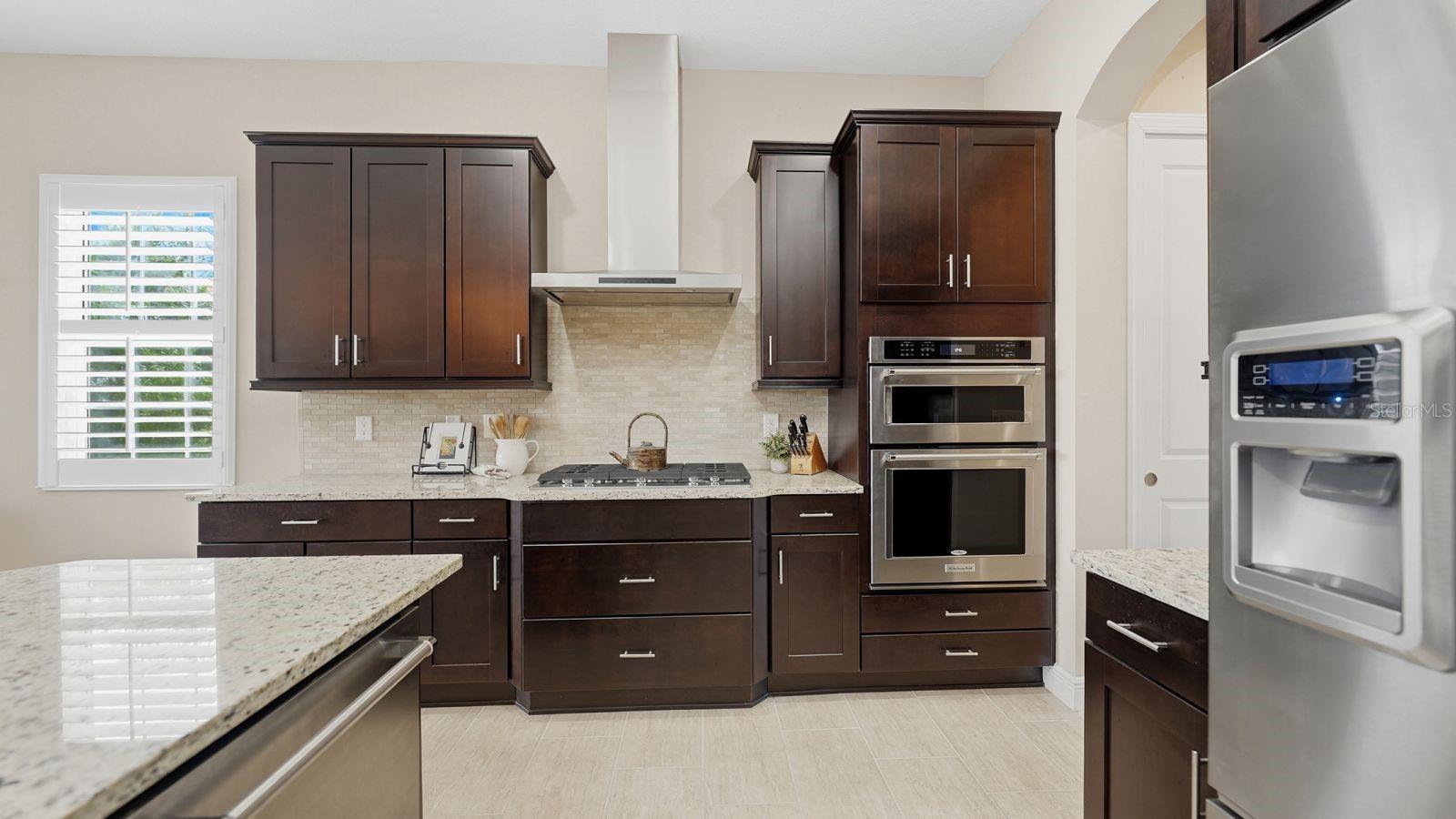 COUNTRY CLUB EAST AT LAKEWD RNCH XX - Residential