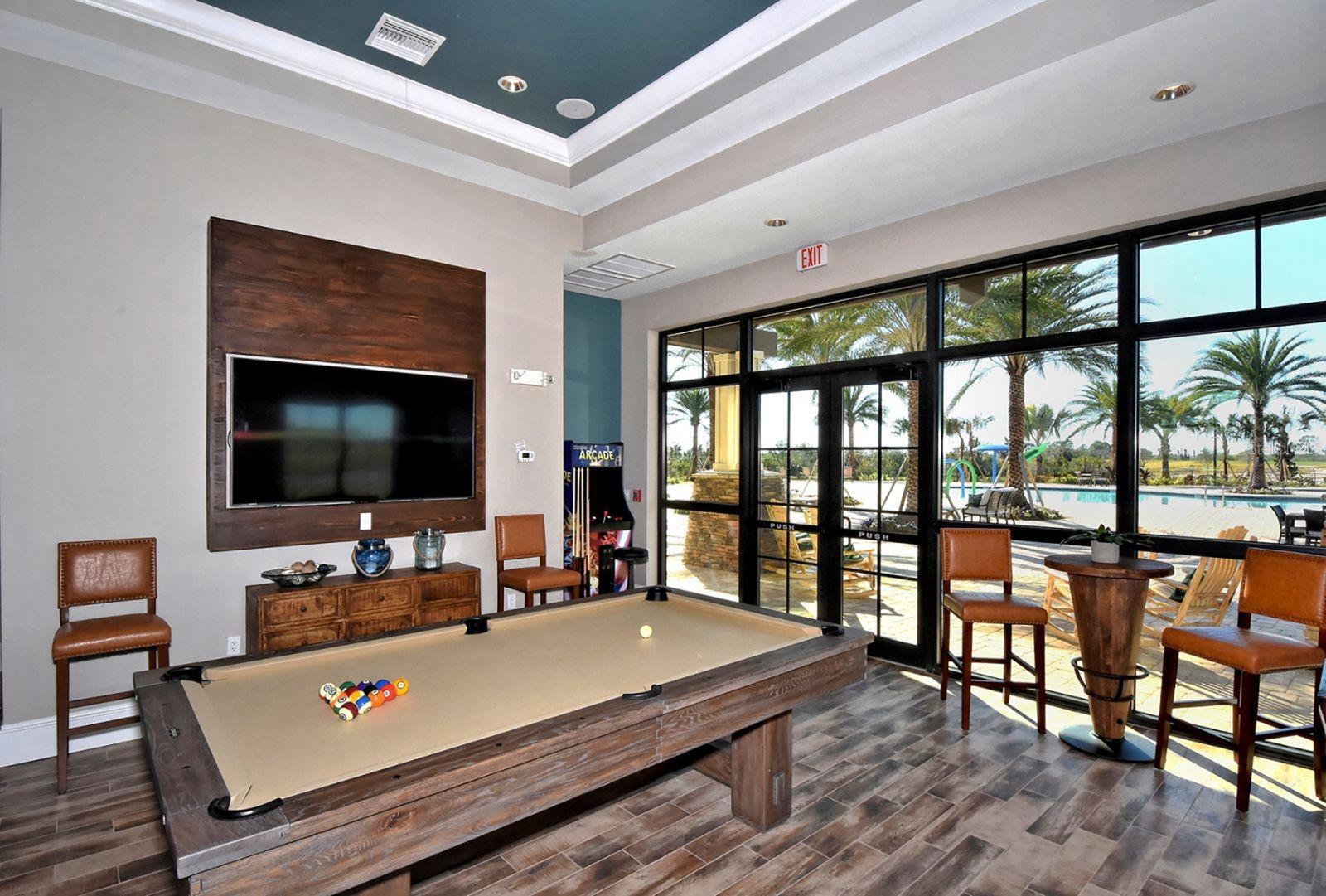 COUNTRY CLUB EAST AT LAKEWD RNCH XX - Residential