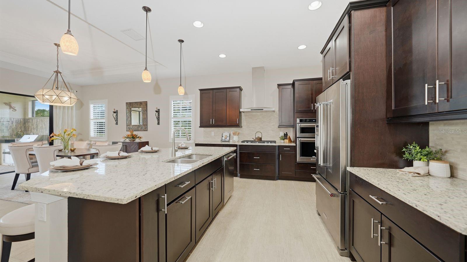 COUNTRY CLUB EAST AT LAKEWD RNCH XX - Residential