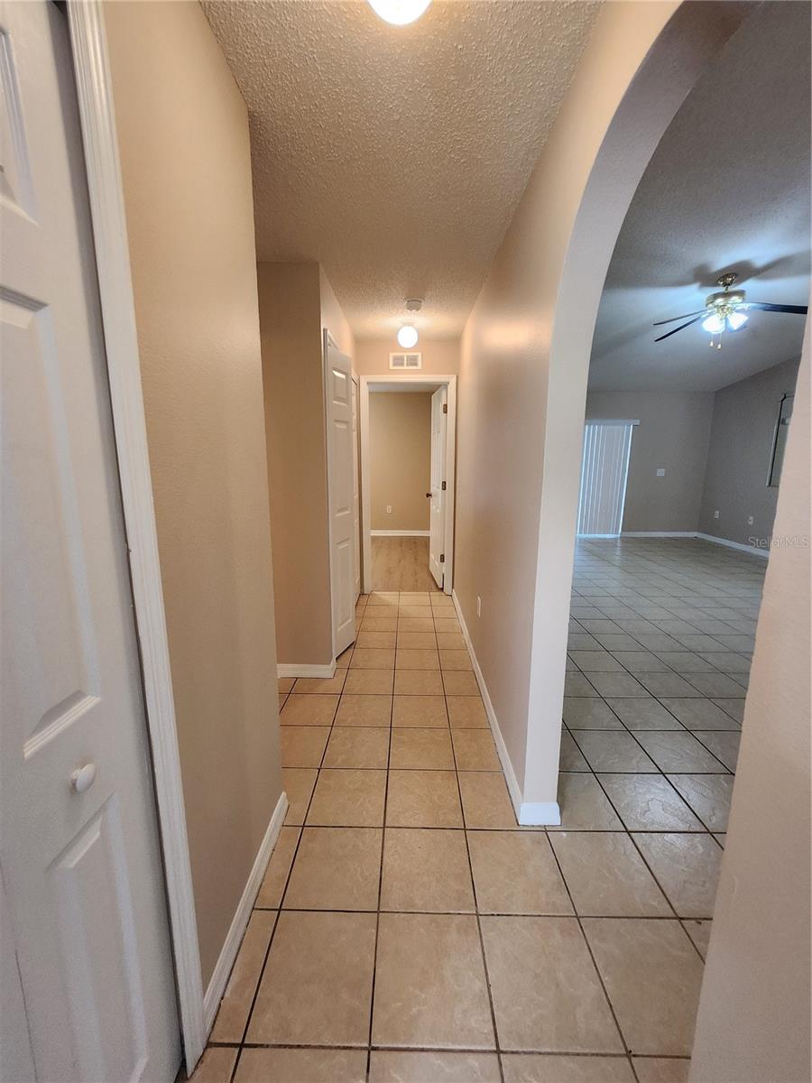 BOYETTE CREEK PH 01 - Residential Lease