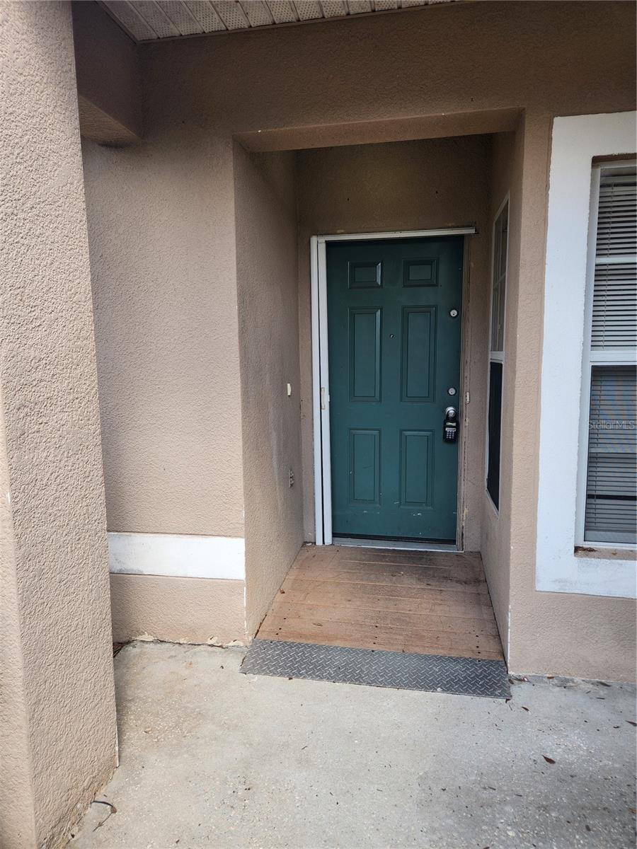 BOYETTE CREEK PH 01 - Residential Lease