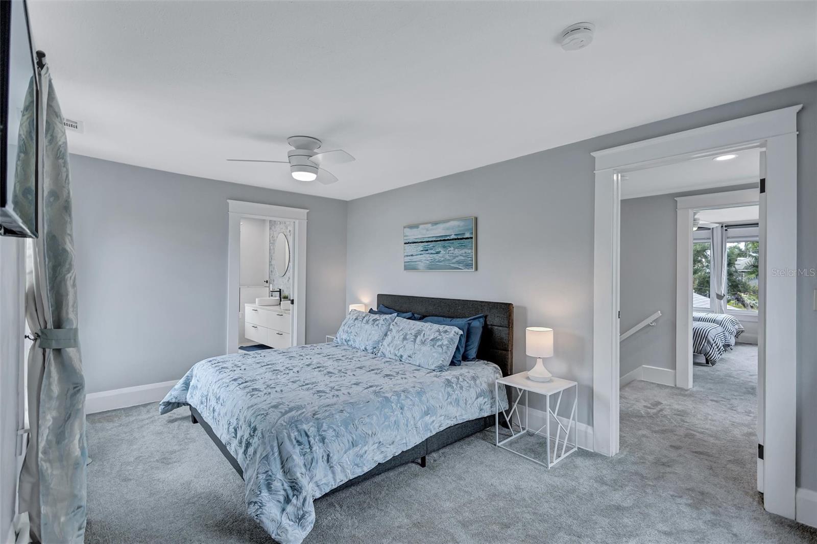 RIVERSIDE COURT - Residential
