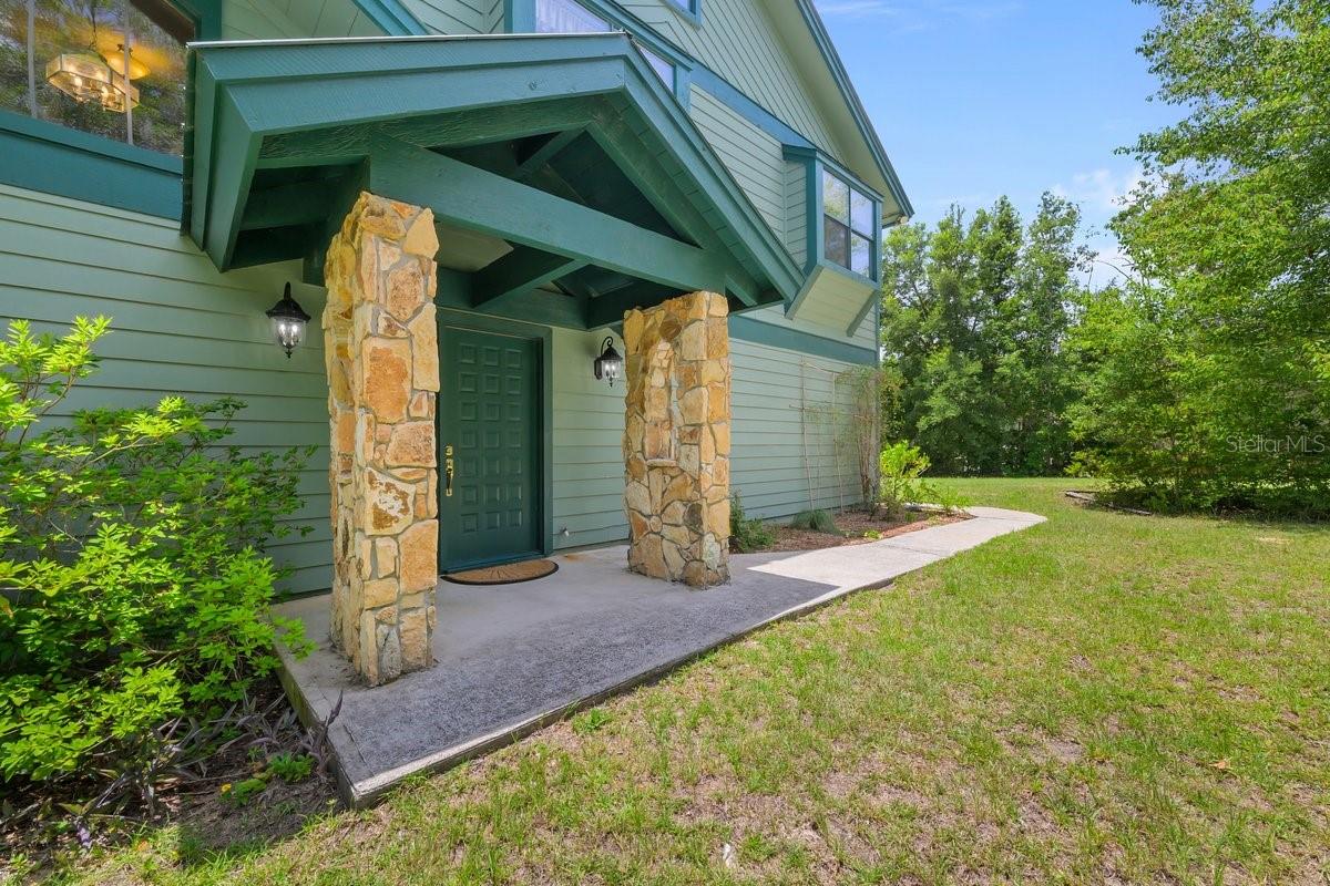 CUE LAKE HILLS - Residential