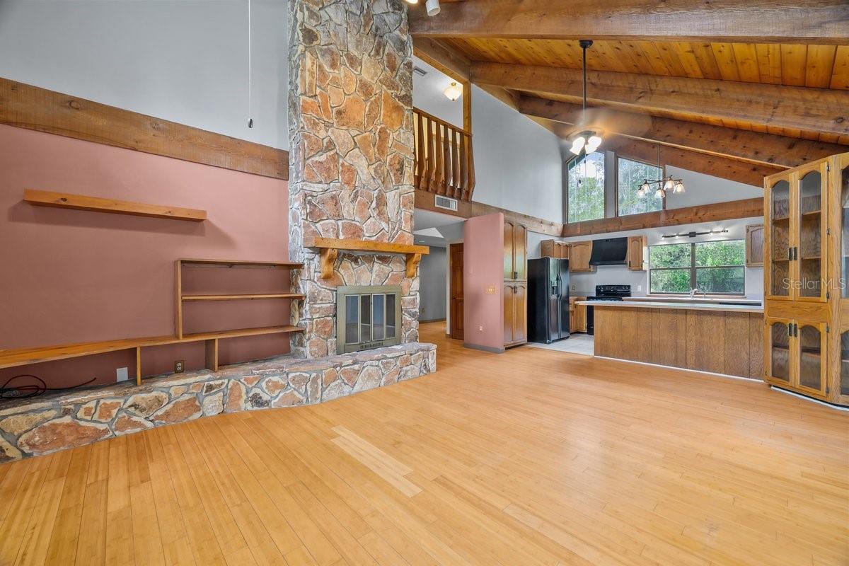 CUE LAKE HILLS - Residential