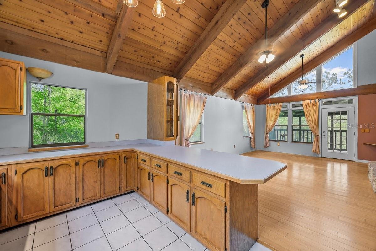 CUE LAKE HILLS - Residential