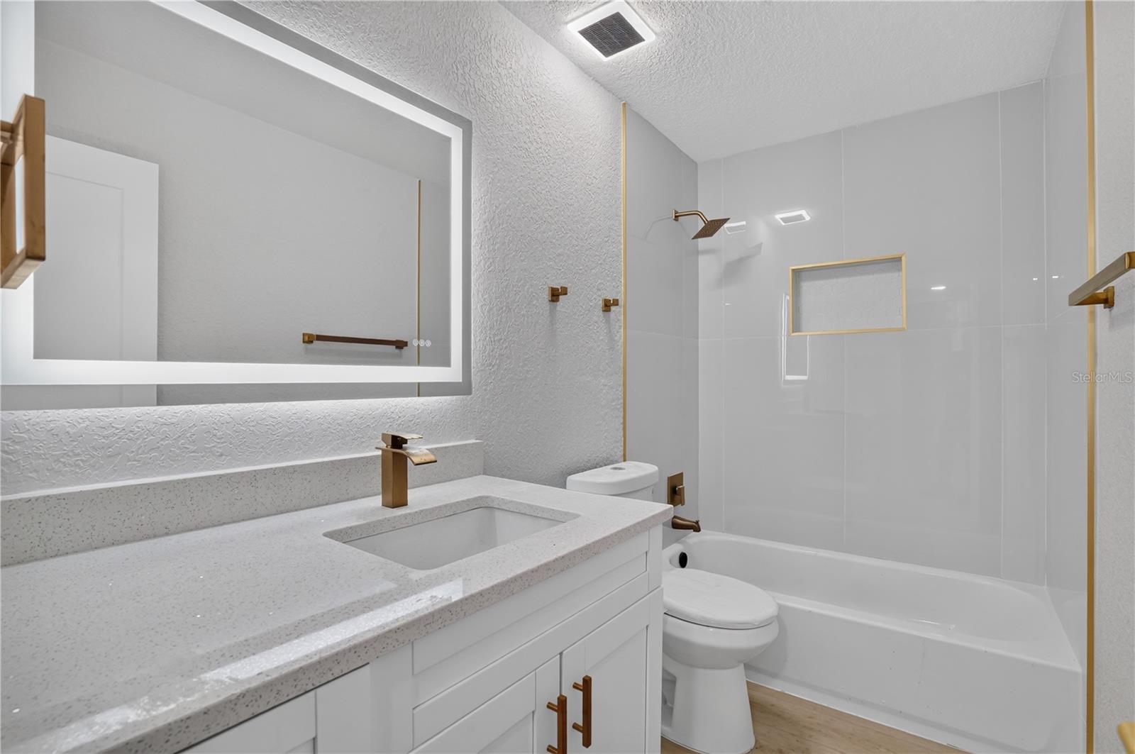 SKYVIEW TERRACE 2ND ADD - Residential