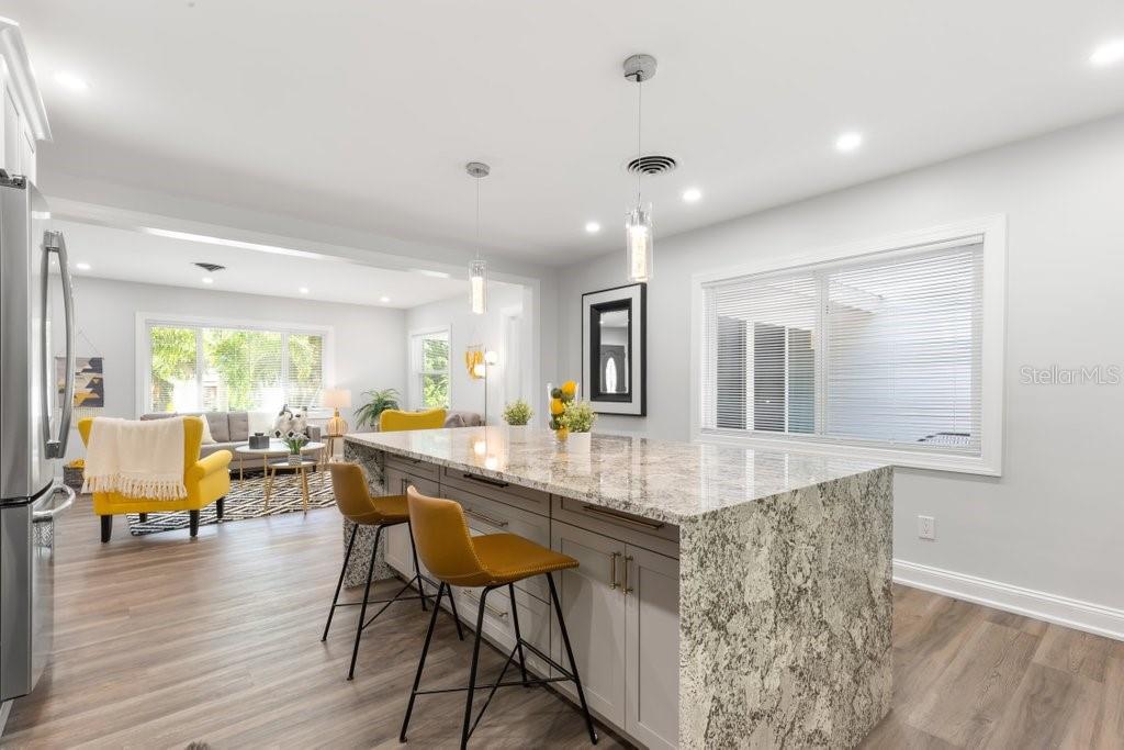 NORTH BAY HEIGHTS - Residential Lease