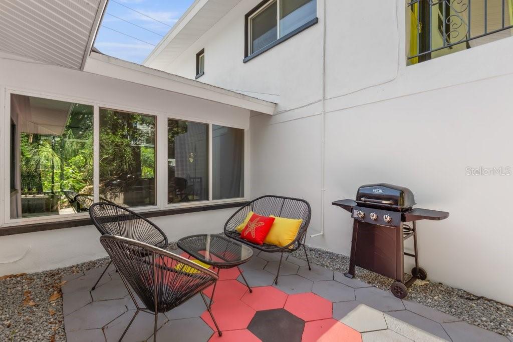 NORTH BAY HEIGHTS - Residential Lease