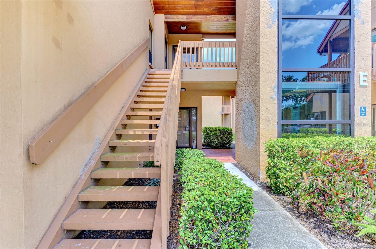 RINGLING PROFESSIONAL CTR - Commercial Sale