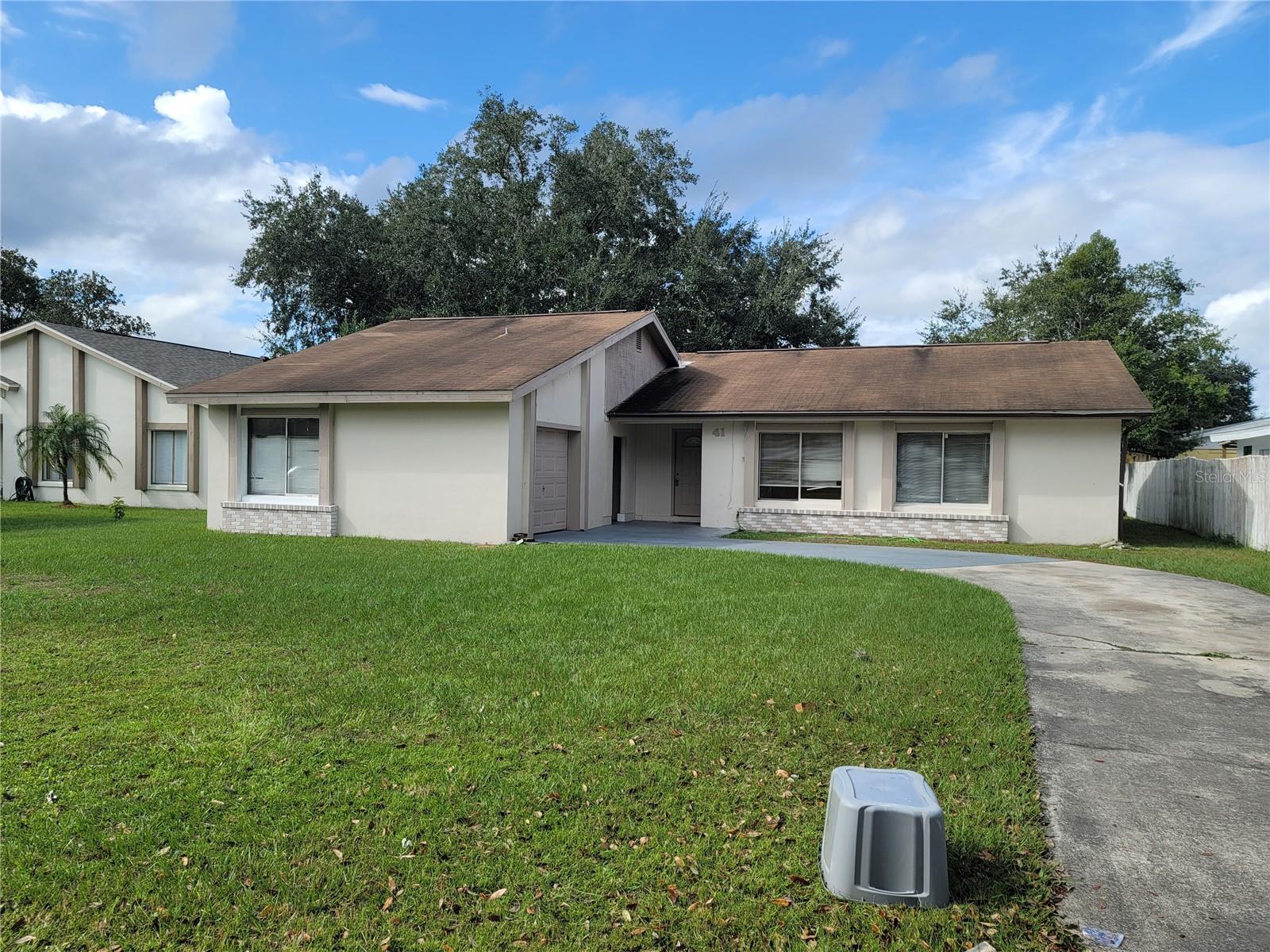 This spacious 4-bedroom, 2-bath home features tile flooring throughout and a screened-in patio, offering comfort and low-maintenance living. Conveniently located just minutes from shopping, dining, schools, and HCA Florida Osceola Hospital, this home has everything you need in a prime location. Don't miss this opportunity call today to schedule your private tour!