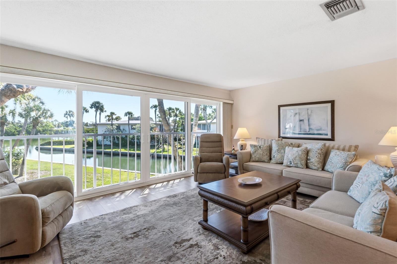 WHITNEY BEACH - Residential